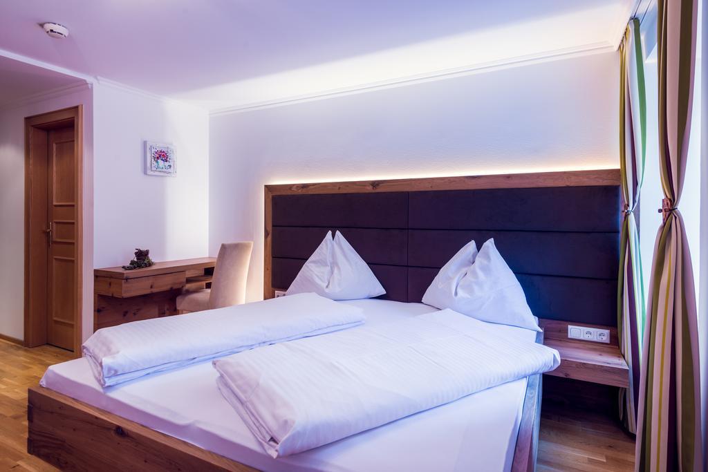 Hotel Restaurant Stoecklwirt Sankt Johann im Pongau Eksteriør billede